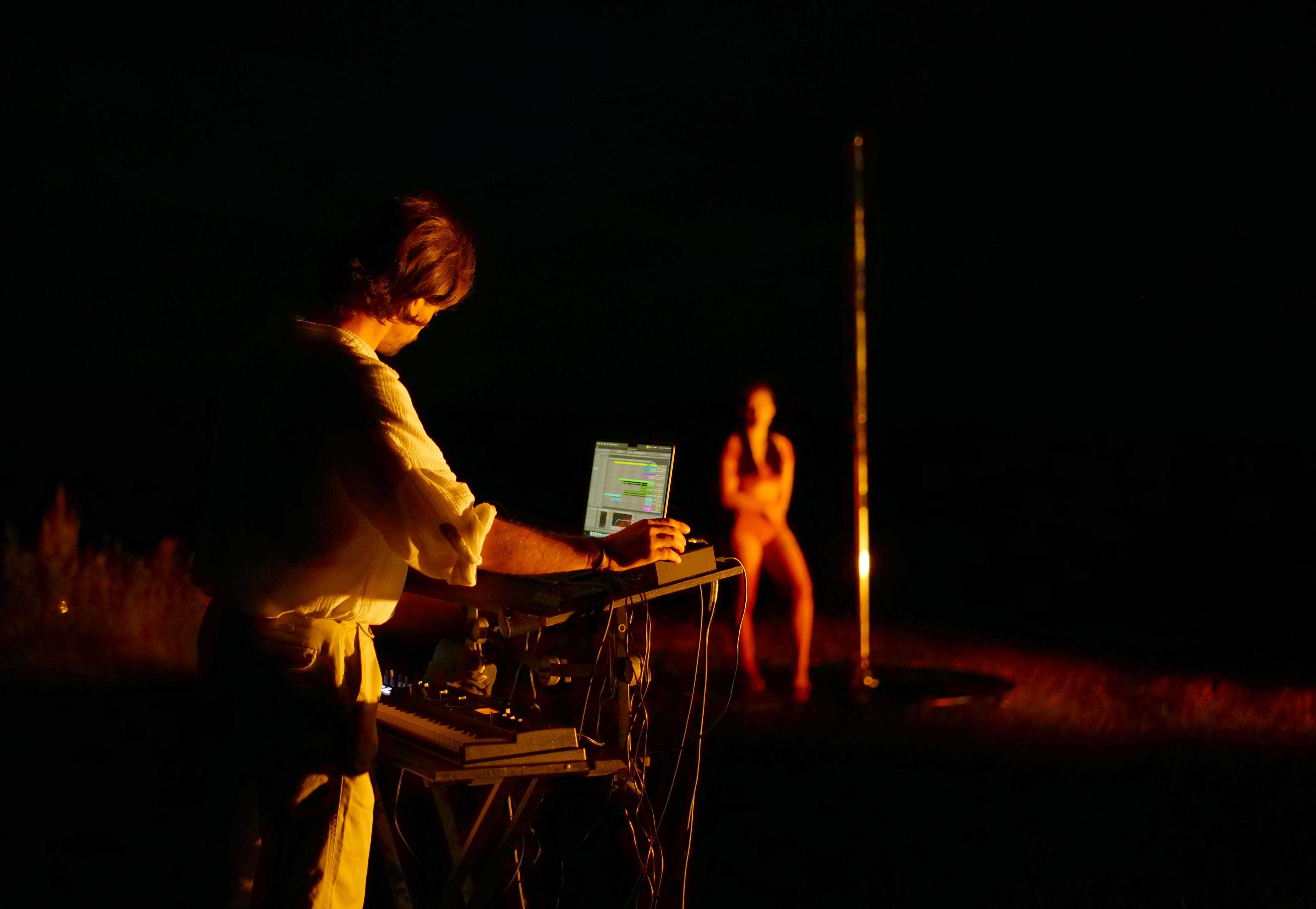 Musique électronique au Château Gaillard, image : Le Dit de l'Eau